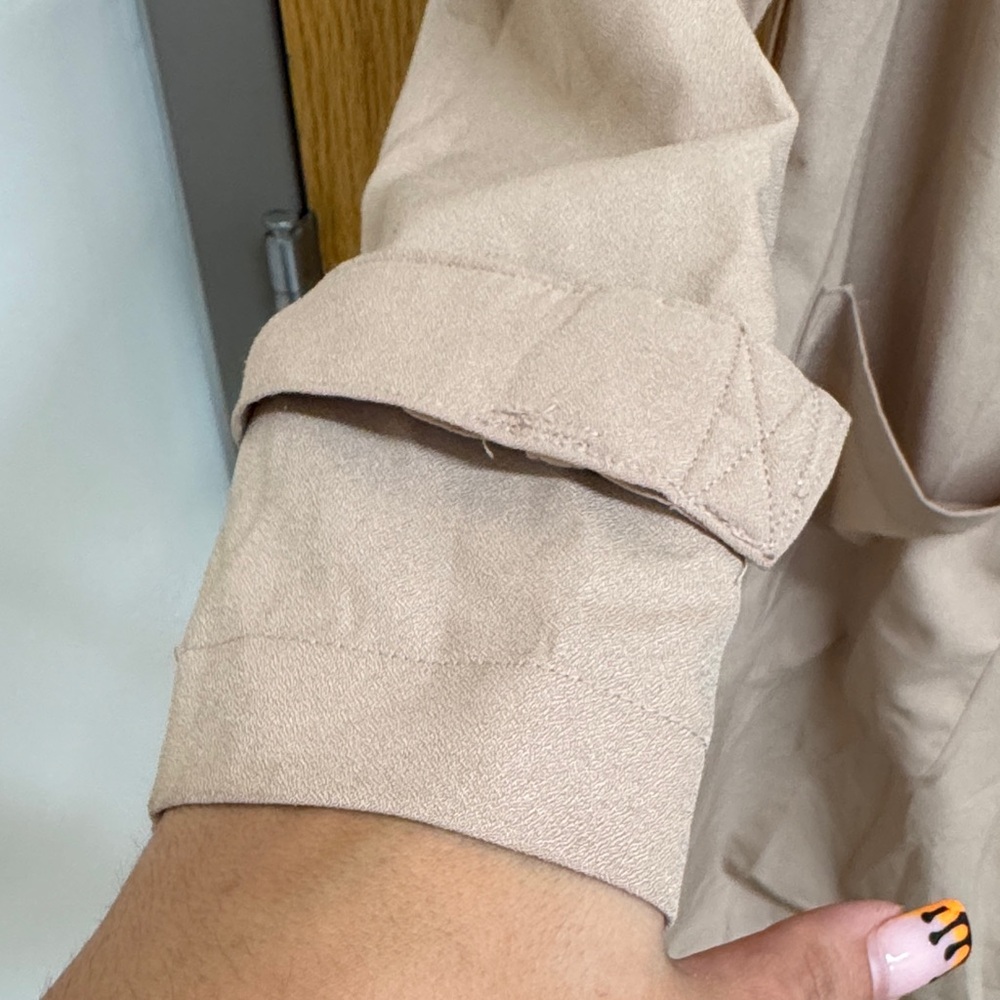 Love Tree Women's Tan Trench Coat lightweight‎ - Picture 4 of 7